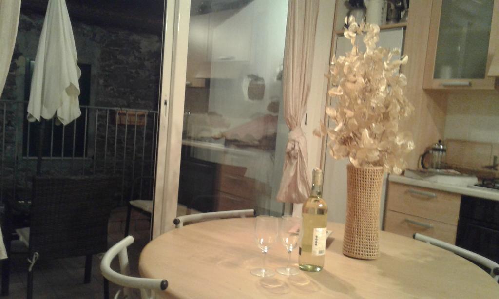 Casa Med Holiday Home Isolabona Екстериор снимка